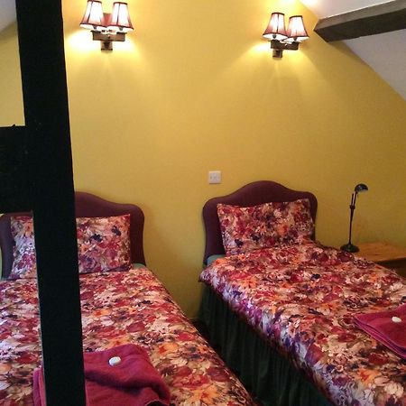 The Old Forge B&B Knockin Екстер'єр фото